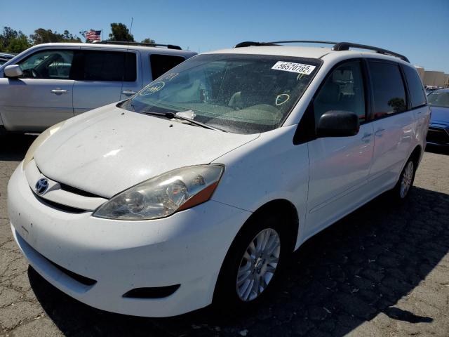 5TDBK23C17S004201 - 2007 TOYOTA SIENNA LE WHITE photo 2