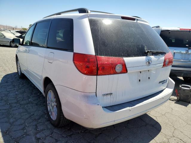 5TDBK23C17S004201 - 2007 TOYOTA SIENNA LE WHITE photo 3