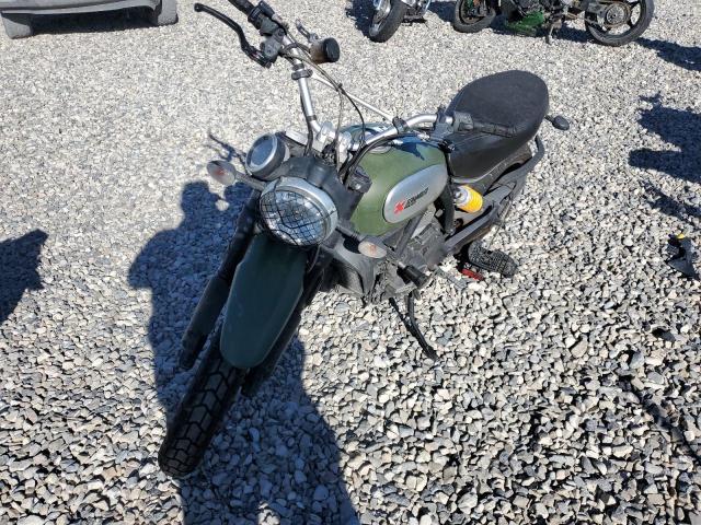 ML015ANM3FT003845 - 2015 DUCATI SCRAMBLER 绿色 照片 2