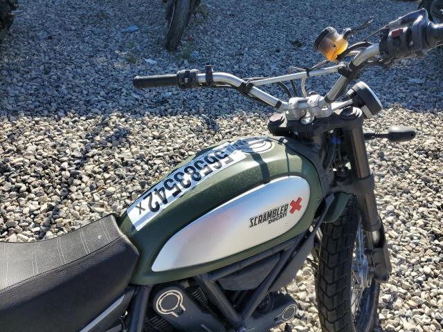 ML015ANM3FT003845 - 2015 DUCATI SCRAMBLER GREEN photo 5