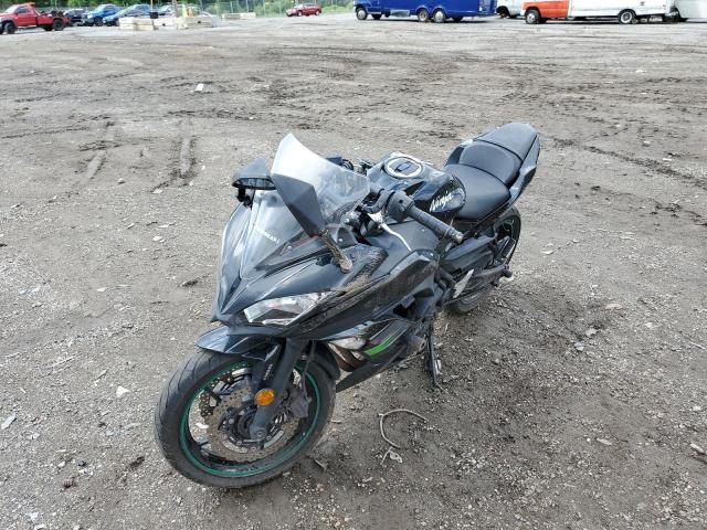 JKAEXEK17KDA32618 - 2019 KAWASAKI EX650 F BLACK photo 2