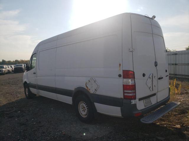 WD3PE8CB4B5573592 - 2011 MERCEDES-BENZ SPRINTER 2 WHITE photo 3