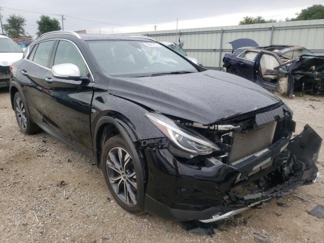 SJKCH5CR6HA015876 - 2017 INFINITI QX30 BASE BLACK photo 1