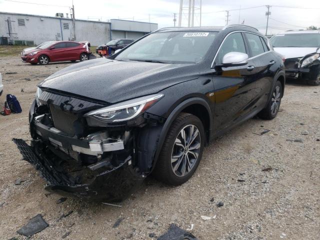 SJKCH5CR6HA015876 - 2017 INFINITI QX30 BASE BLACK photo 2