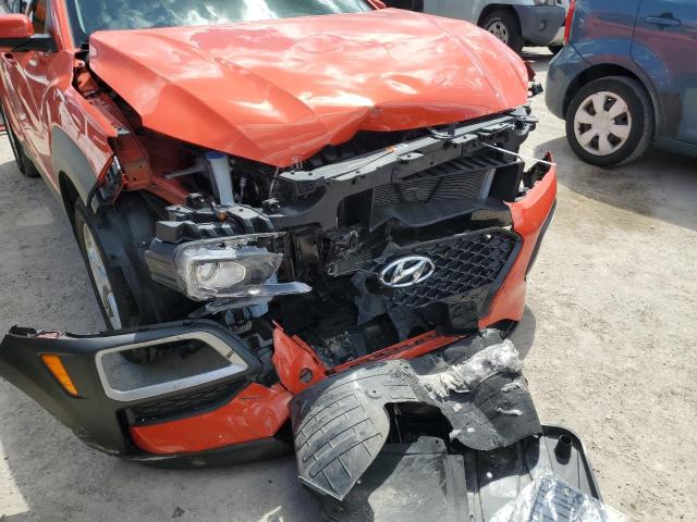 KM8K12AA5KU390397 - 2019 HYUNDAI KONA SE ORANGE photo 9