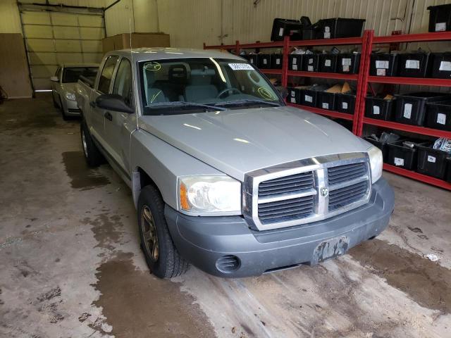 1D7HW28K16S666628 - 2006 DODGE DAKOTA QUA SILVER photo 1