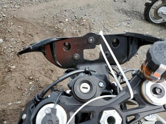 WB10E2305M6D85504 - 2021 BMW S 1000 RR GRAY photo 8