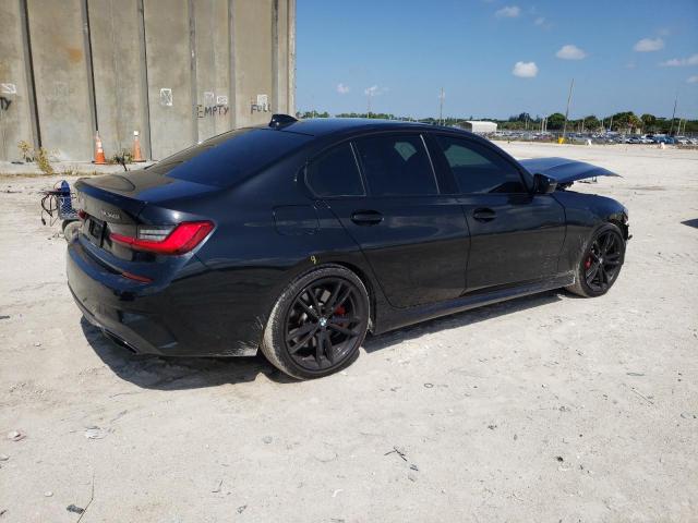 3MW5U7J09M8C06704 - 2021 BMW M340I BLACK photo 4