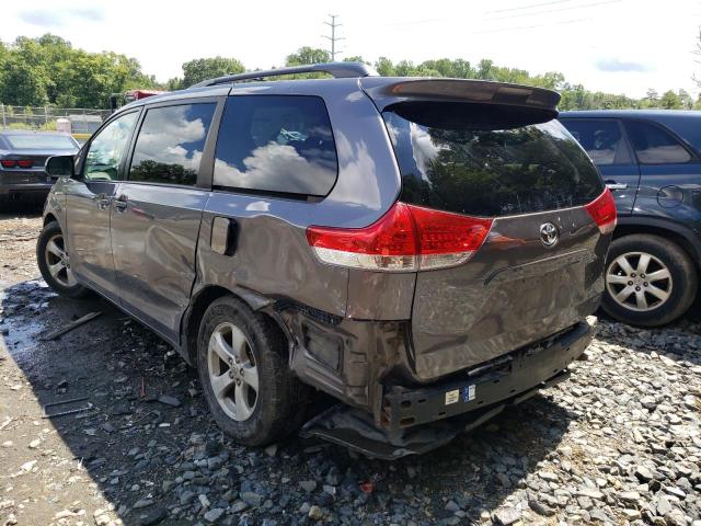 5TDKK3DC7BS148381 - 2011 TOYOTA SIENNA LE  photo 3