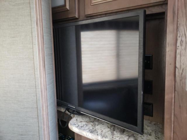 4YDT33527JK418106 - 2018 KEYSTONE PASSPORT GRAY photo 9