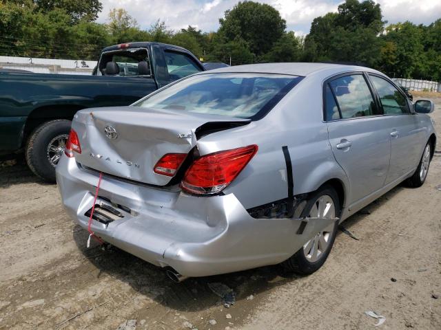 4T1BK36BX6U106045 - 2006 TOYOTA AVALON SILVER photo 4