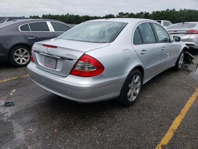 WDBUF56X28B353792 - 2008 MERCEDES-BENZ E350 SILVER photo 4