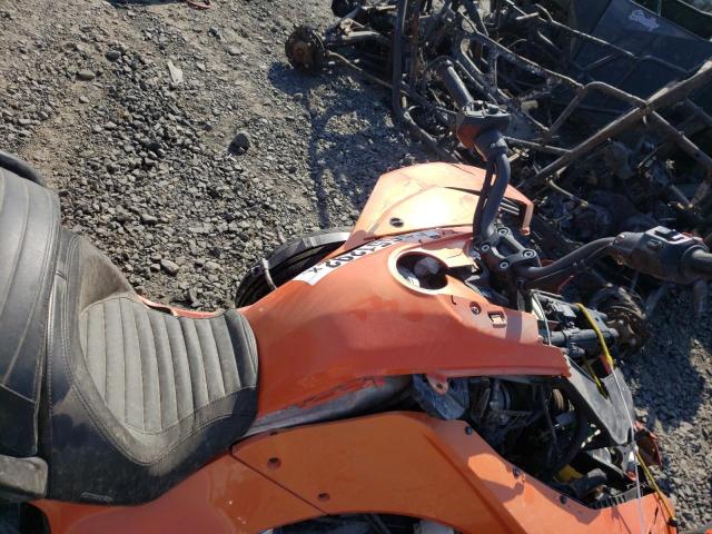 2BXREDD28KV000694 - 2019 CAN-AM SPYDER ROA ORANGE photo 5