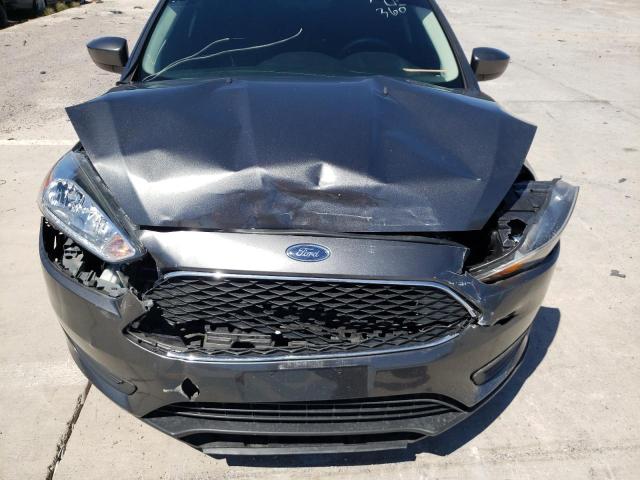 1FADP3K22JL287554 - 2018 FORD FOCUS SE CHARCOAL photo 9