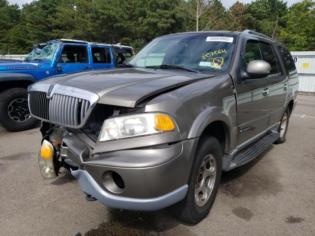 5LMFU28A01LJ07064 - 2001 LINCOLN NAVIGATOR 灰色 照片 2