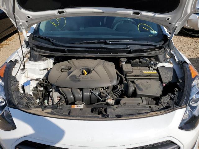 KMHD35LH3HU352092 - 2017 HYUNDAI ELANTRA GT WHITE photo 7