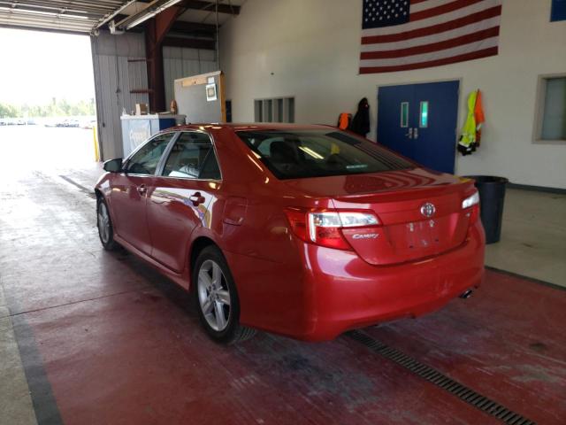 4T1BF1FKXDU665195 - 2013 TOYOTA CAMRY L RED photo 3