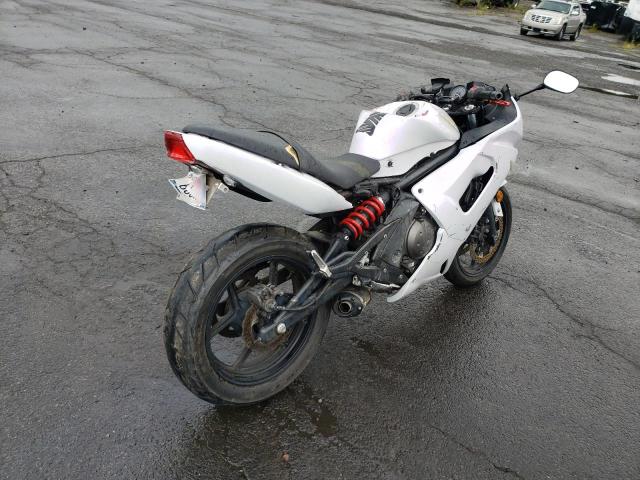 JKAEXEA138A037369 - 2008 KAWASAKI EX650 A WHITE photo 4