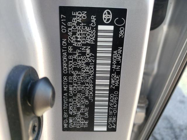 JTDKARFP7H3041217 - 2017 TOYOTA PRIUS PRIM 银色 照片 10