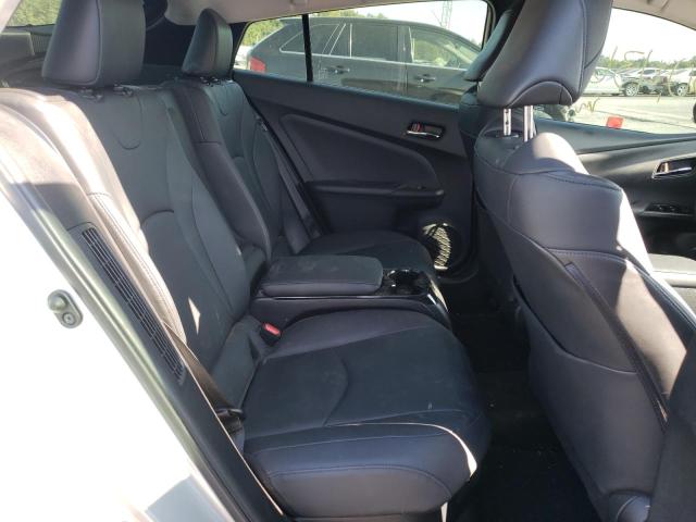 JTDKARFP7H3041217 - 2017 TOYOTA PRIUS PRIM 银色 照片 6