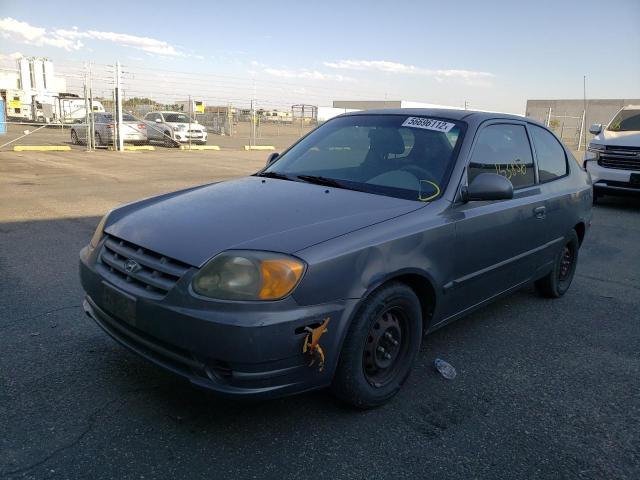 KMHCG35C45U342009 - 2005 HYUNDAI ACCENT GRAY photo 2