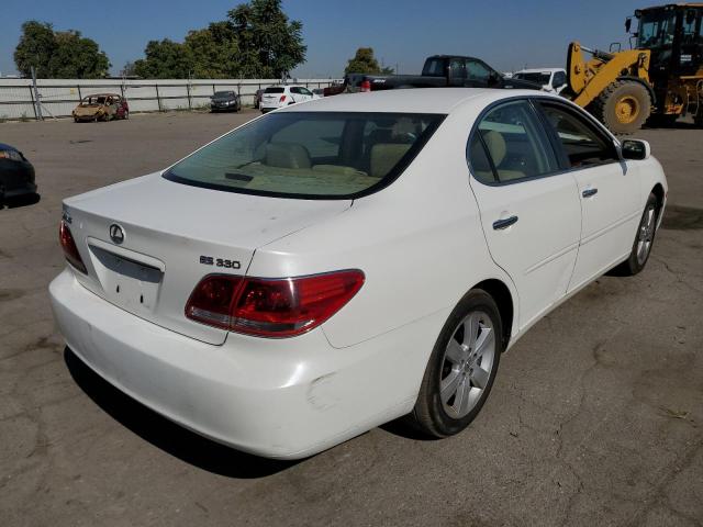 JTHBA30G055077738 - 2005 LEXUS ES 330 WHITE photo 4