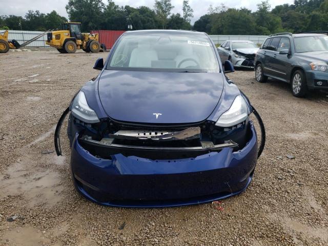 5YJYGAEEXMF190129 - 2021 TESLA MODEL Y Bleu photo 9