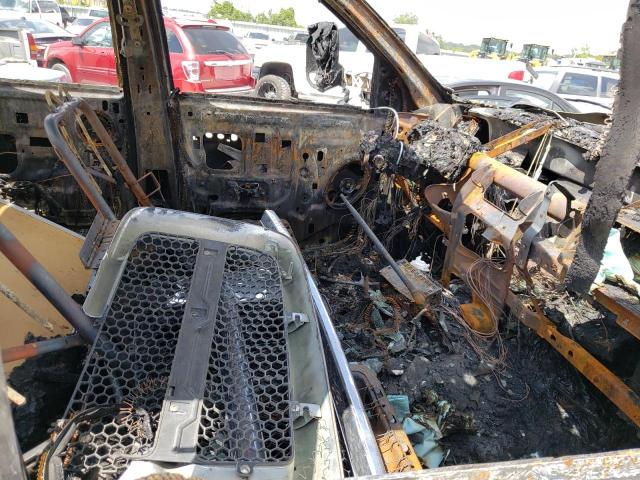 3D7KU28C83G799085 - 2003 DODGE RAM 2500 S SILVER photo 5