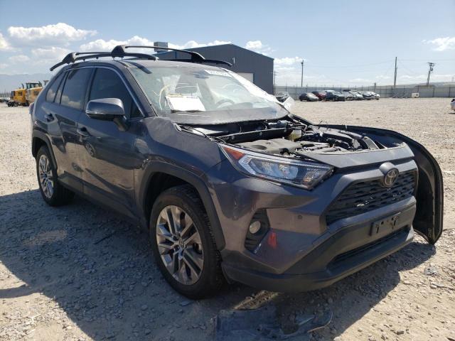 JTMC1RFV4LJ018968 - 2020 TOYOTA RAV4 XLE P GRAY photo 1