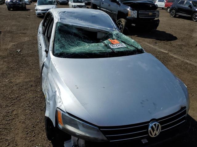 3VW2K7AJ4FM297490 - 2015 VOLKSWAGEN JETTA BASE 银色 照片 9