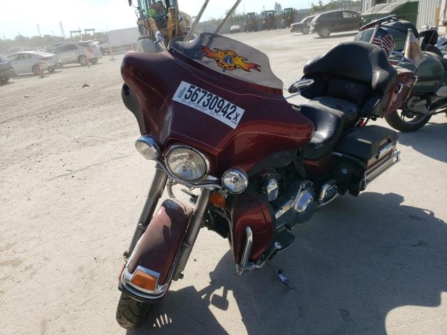 1HD1FC413AB638111 - 2010 HARLEY-DAVIDSON FLHTCU RED photo 2