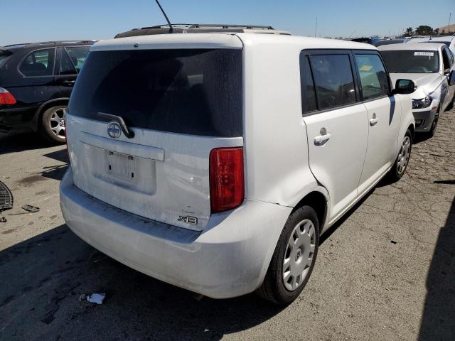 JTLZE4FE1A1102605 - 2010 TOYOTA SCION XB Weiß Foto 4