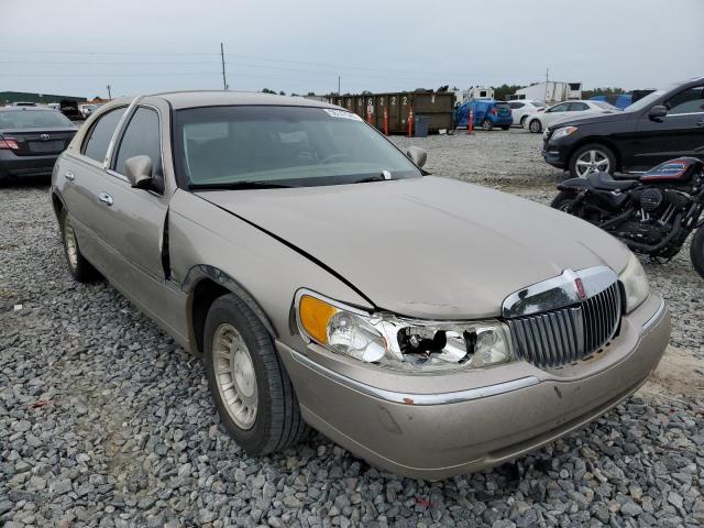 1LNHM81W42Y637840 - 2002 LINCOLN TOWN CAR EXECUTIVE  photo 1
