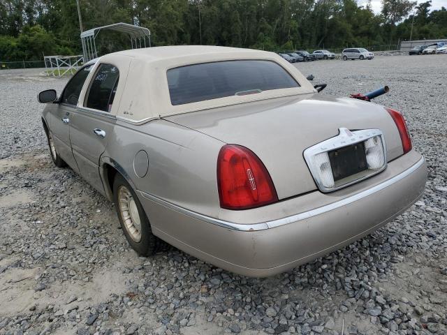 1LNHM81W42Y637840 - 2002 LINCOLN TOWN CAR EXECUTIVE  photo 3