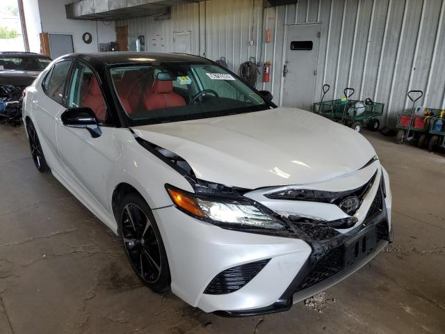 4T1B61HK7KU224750 - 2019 TOYOTA CAMRY XSE WHITE photo 1