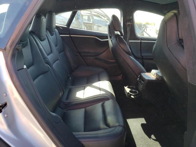 5YJSA1E12HF215244 - 2017 TESLA MODEL S Արծաթագույն լուսանկար 6