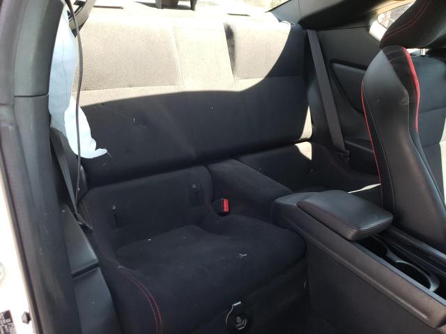 JF1ZNAA1XF8711209 - 2015 TOYOTA SCION FR-S WHITE photo 6