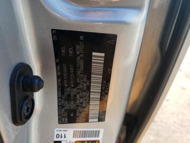 5TDKZ3DC5KS976621 - 2019 TOYOTA SIENNA LE SILVER photo 10