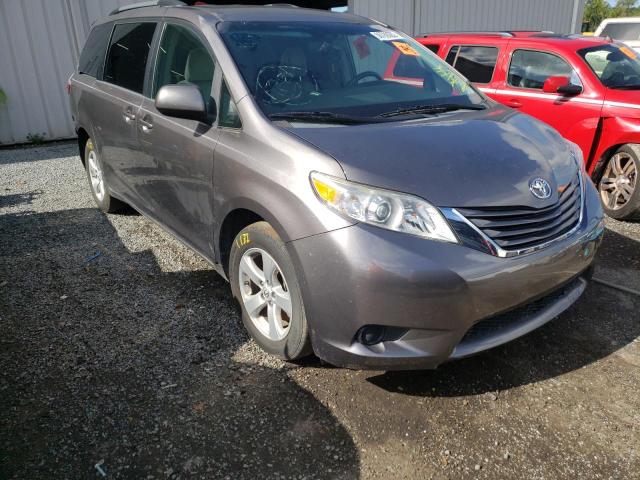 5TDKK3DC1FS673376 - 2015 TOYOTA SIENNA LE GRAY photo 1