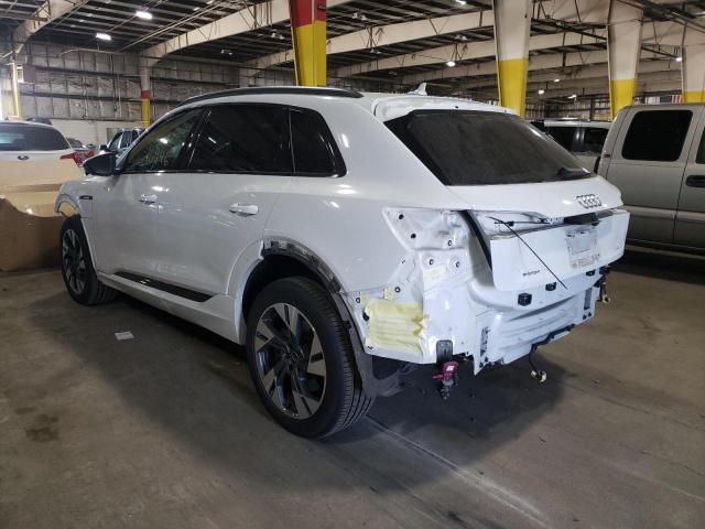 WA1AAAGE8MB037942 - 2021 AUDI E-TRON PRE WHITE photo 3