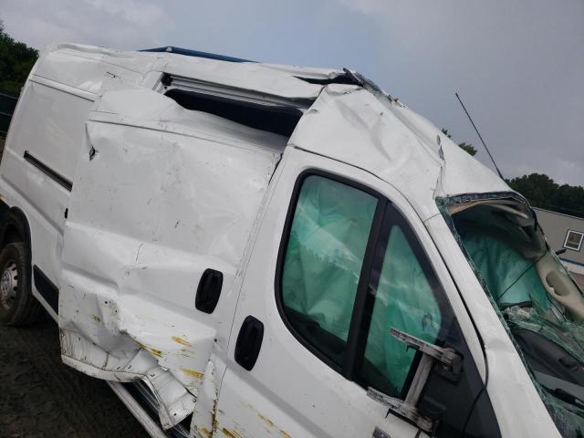 3C6LRVDG9ME561812 - 2021 RAM PROMASTER WHITE photo 9
