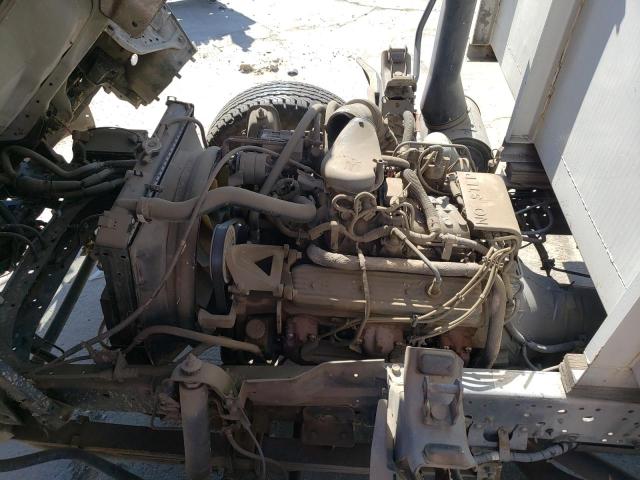 4KDB4B1R9XJ003825 - 1999 GMC W3500 W350 WHITE photo 7