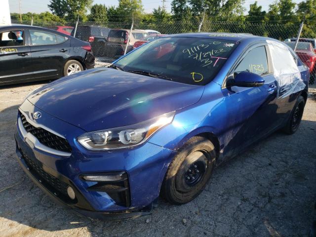 3KPF24AD2ME414259 - 2021 KIA FORTE FE BLUE photo 2