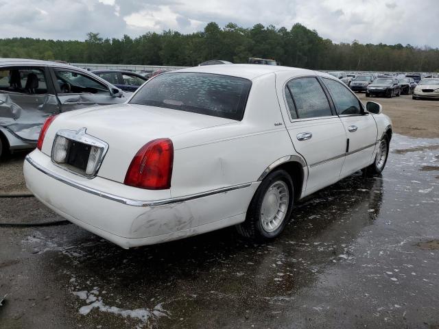 1LNHM81WXYY906724 - 2000 LINCOLN TOWNCAR WHITE photo 4