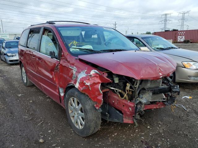 2A8HR54P78R132342 - 2008 CHRYSLER TOWN & COU RED photo 1