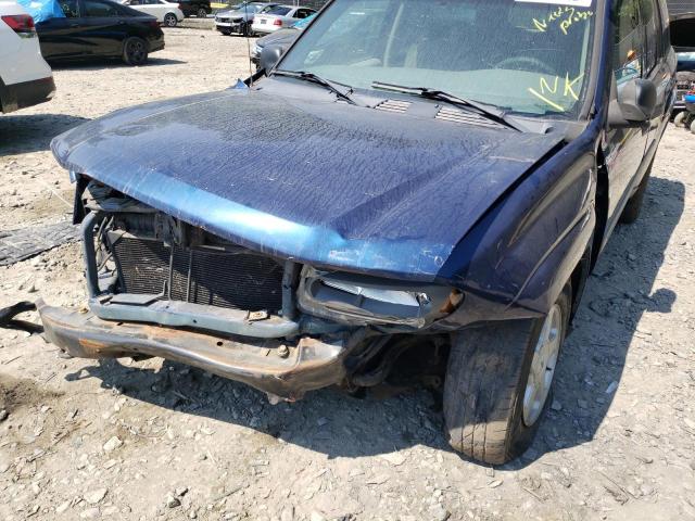 1GNDT13S532103703 - 2003 CHEVROLET TRAILBRAZE BLUE photo 9