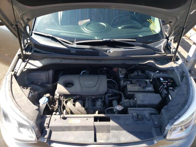 KNDJN2A21K7664089 - 2019 KIA SOUL GRAY photo 7