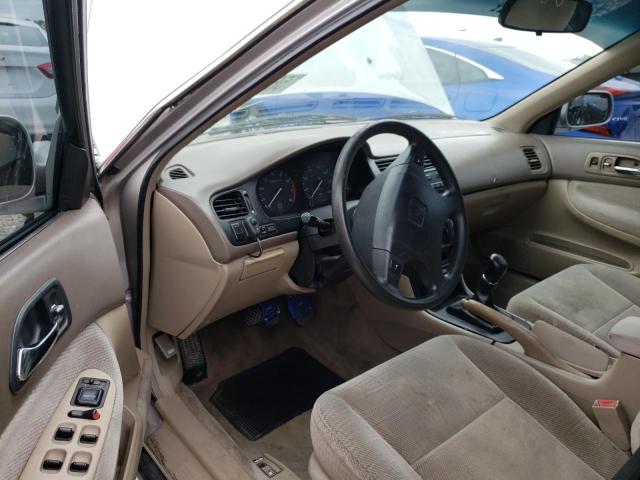 1HGCD5536VA122608 - 1997 HONDA ACCORD LX BEIGE photo 9