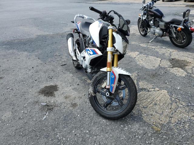 WB30G1109JR853286 - 2018 BMW G310 R TWO TONE photo 1