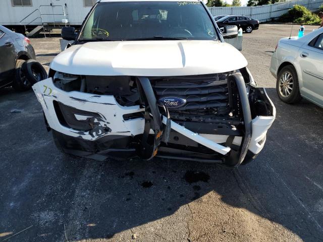 1FM5K8AR0HGC57752 - 2017 FORD EXPLORER POLICE INTERCEPTOR  photo 9